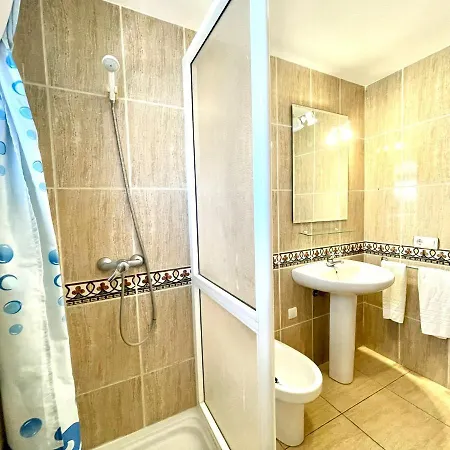 Studio Con Wifi Y Estupenda Piscina En Tenerife Sur Costa Del Silencio